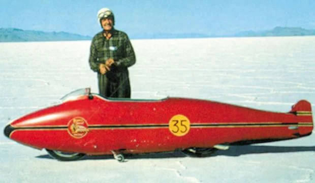 Burt Munro breaks world record